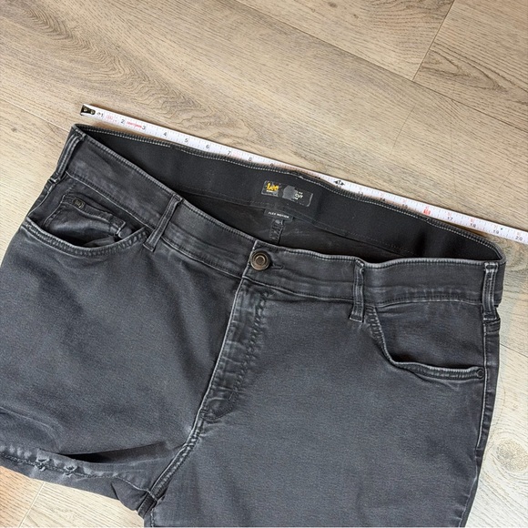 Lee Jeans Womens 22W Gray Charcoal Wash Flex Motion Straight Leg Stretch Denim - Picture 12 of 12